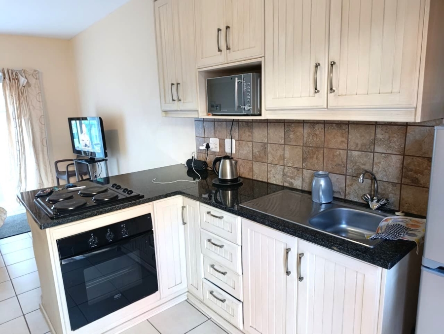 1 Bedroom Property for Sale in Vredenhof Sh Free State